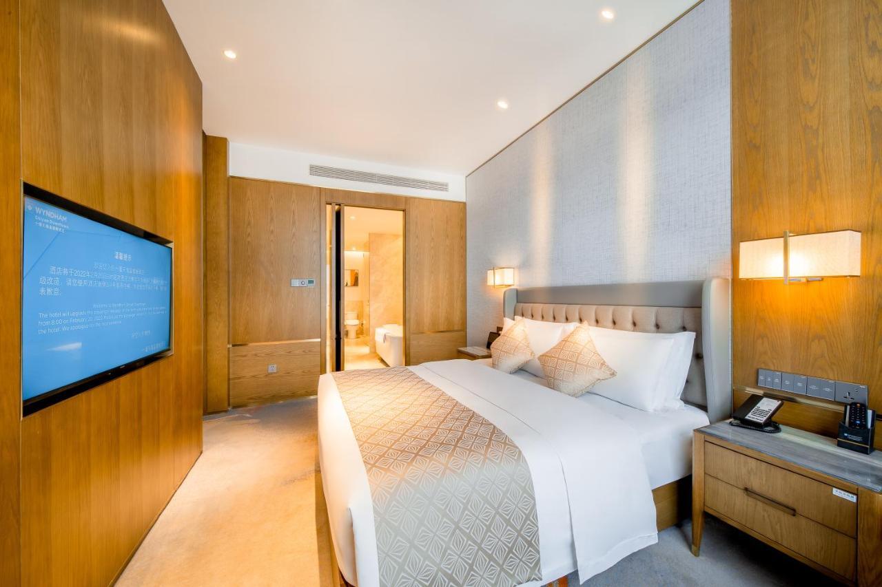 Wyndham Shiyan Downtown Hotel Luaran gambar